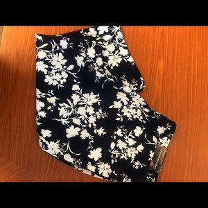 Hawaiian print capris